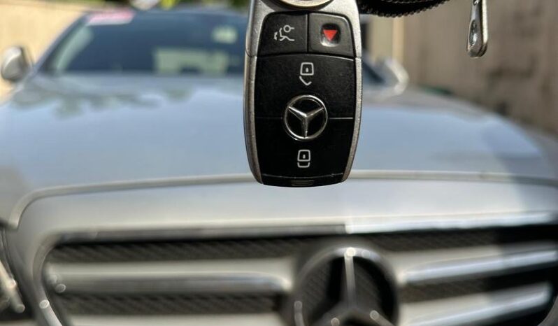 
								2017 Mercedes-Benz E 300 full									