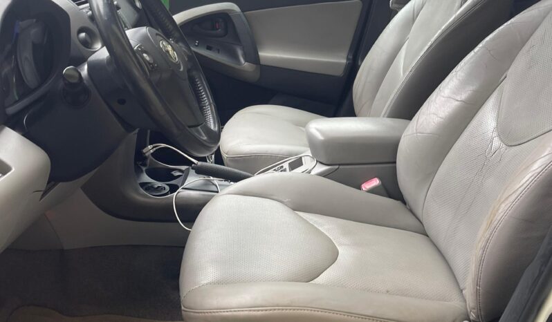 
								2010 Toyota RAV4 full									