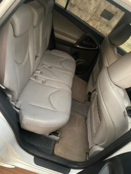 
										2010 Toyota RAV4 full									