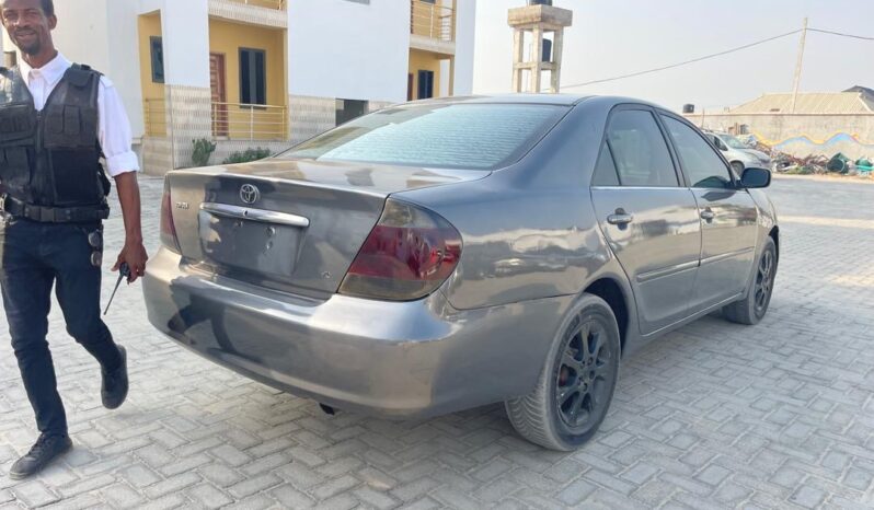 
								2005 Toyota Camry full									