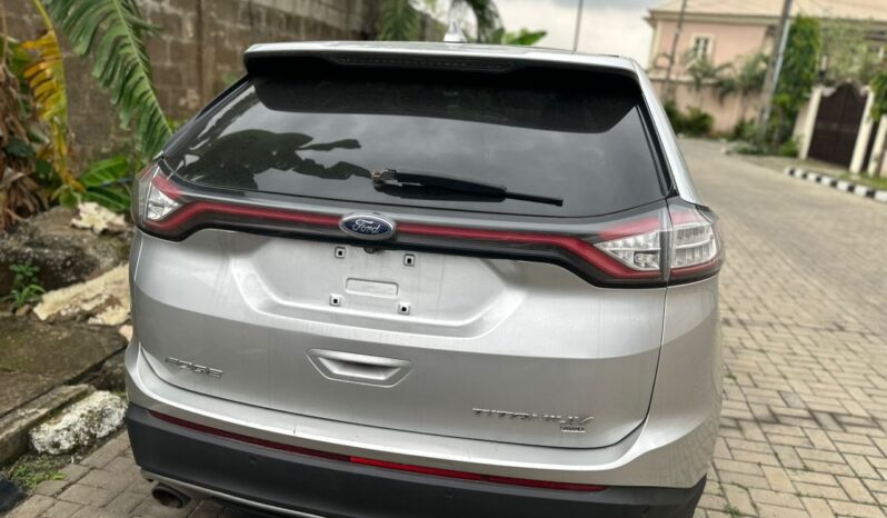 
								2015 Ford Edge full									