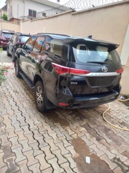 
										2021 Toyota Fortuner full									