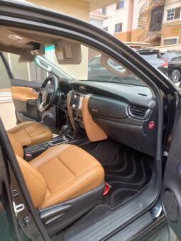 
										2021 Toyota Fortuner full									