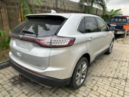 
										2015 Ford Edge full									