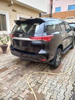 
										2021 Toyota Fortuner full									