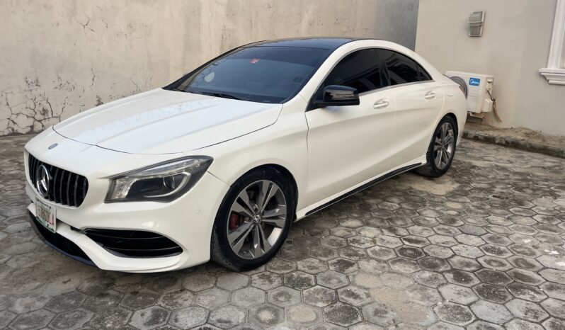 
								2015 Mercedes-Benz CLA 250 full									