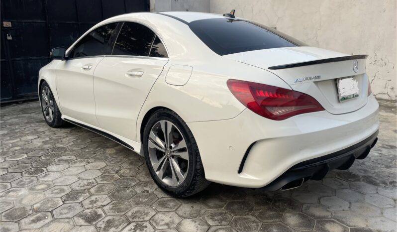 
								2015 Mercedes-Benz CLA 250 full									