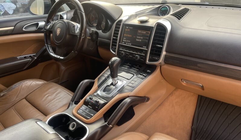 
								2012 Porsche Cayenne S full									