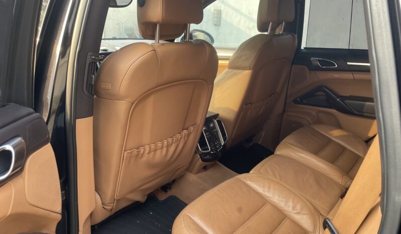 
								2012 Porsche Cayenne S full									