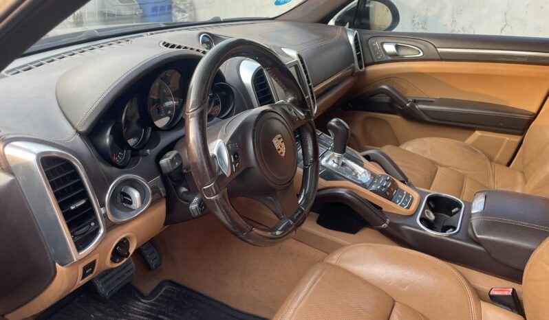 
								2012 Porsche Cayenne S full									