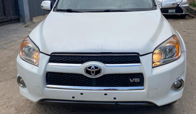 
								2010 Toyota RAV4 full									