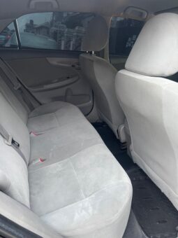 
										2010 Toyota Corolla full									
