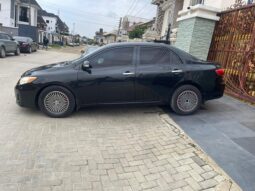 
										2010 Toyota Corolla full									