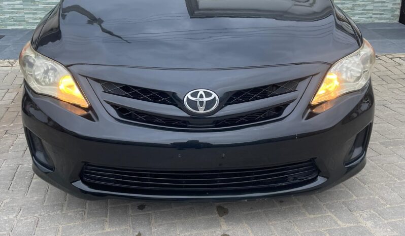 
								2010 Toyota Corolla full									