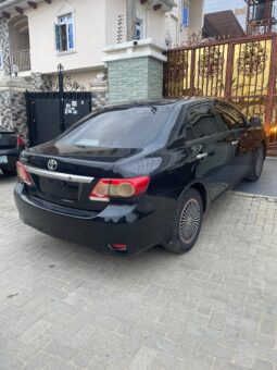 
										2010 Toyota Corolla full									
