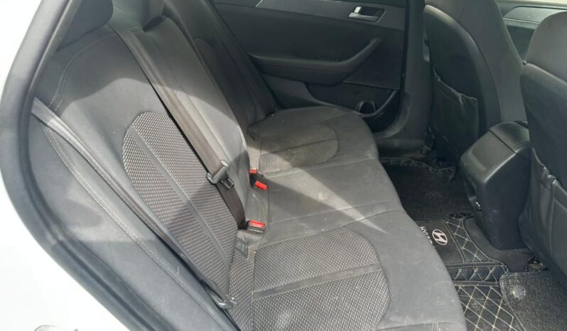 
								2016 Hyundai Sonata full									