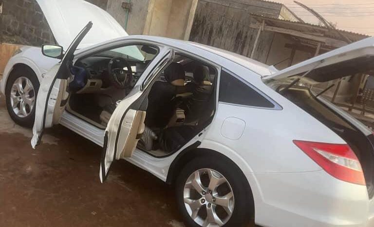 
								2011 Honda Accord Crosstour full									