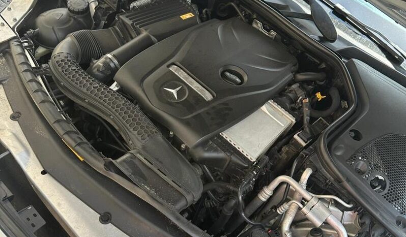 
								2017 Mercedes-Benz E 300 full									