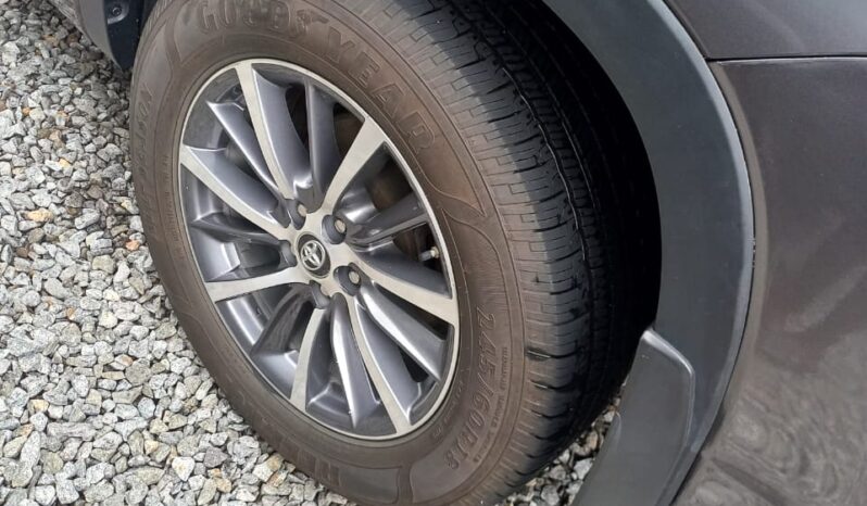 
								2019 Toyota Highlander full									
