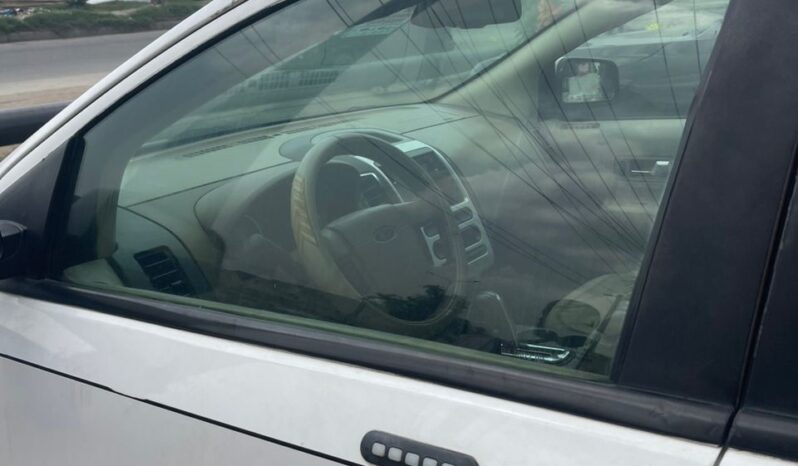 
								2008 Ford Edge full									