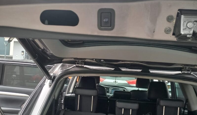 
								2019 Toyota Highlander full									