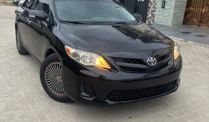 
								2010 Toyota Corolla full									