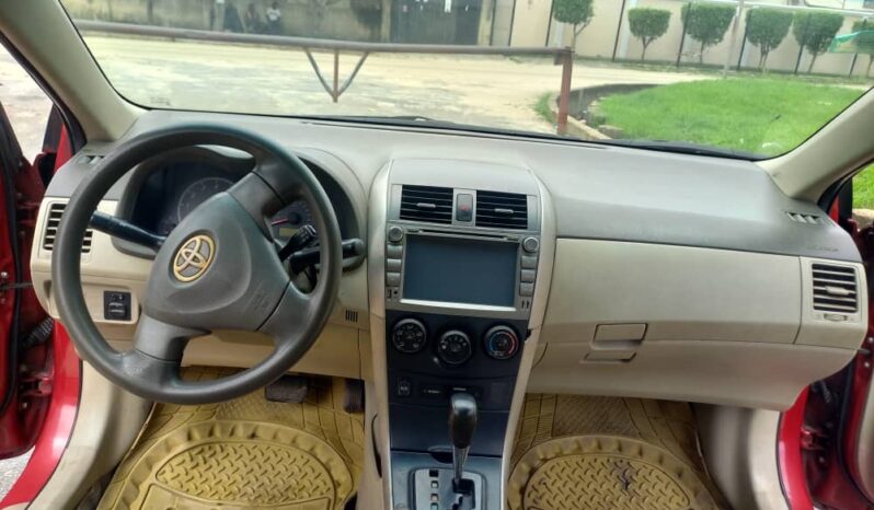 
								2009 Toyota Corolla full									