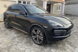 
										2012 Porsche Cayenne full									