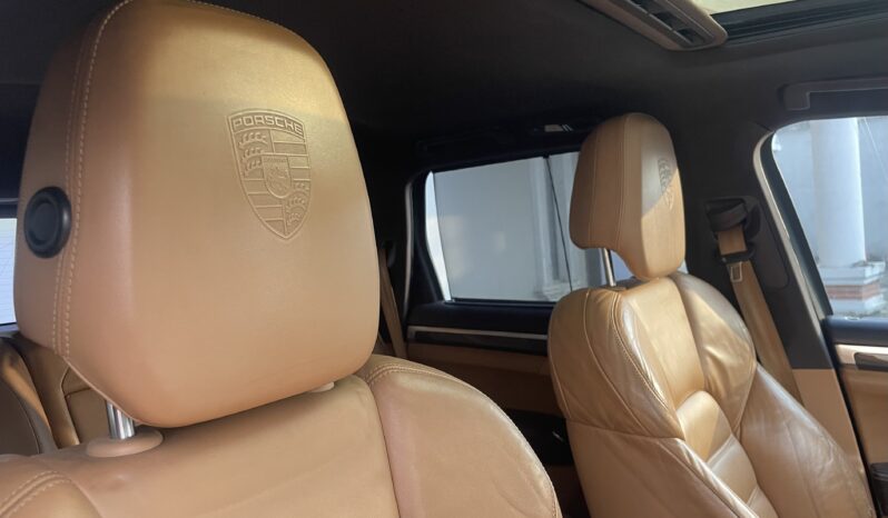 
								2012 Porsche Cayenne full									