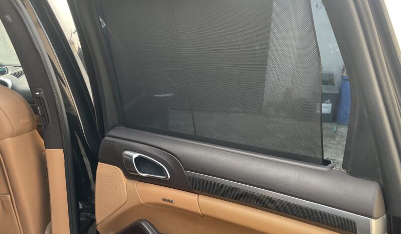 
								2012 Porsche Cayenne full									