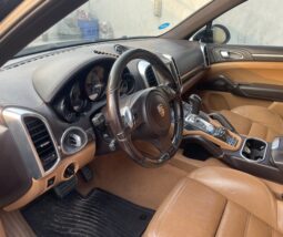 
										2012 Porsche Cayenne full									