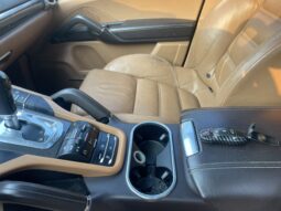 
										2012 Porsche Cayenne full									