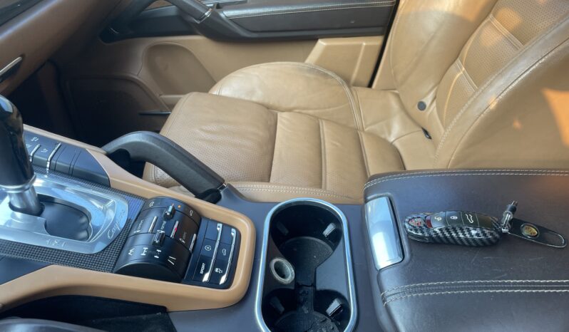 
								2012 Porsche Cayenne full									