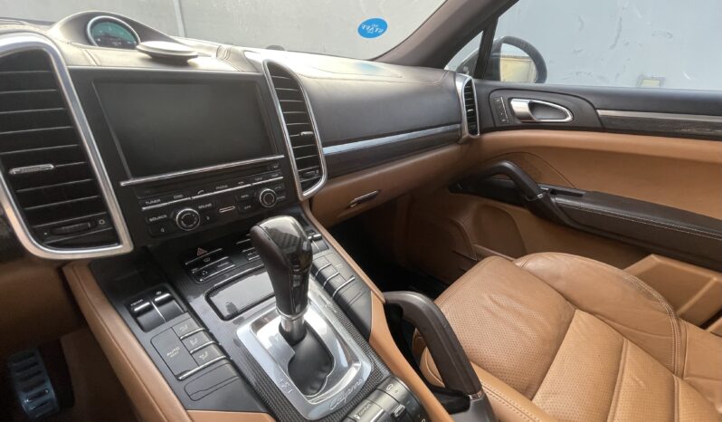 
								2012 Porsche Cayenne full									