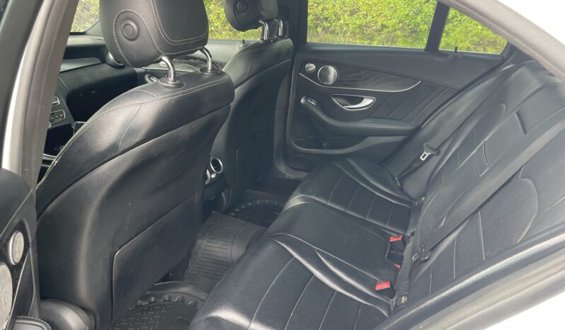 
								2015 Mercedes-Benz C 300 full									