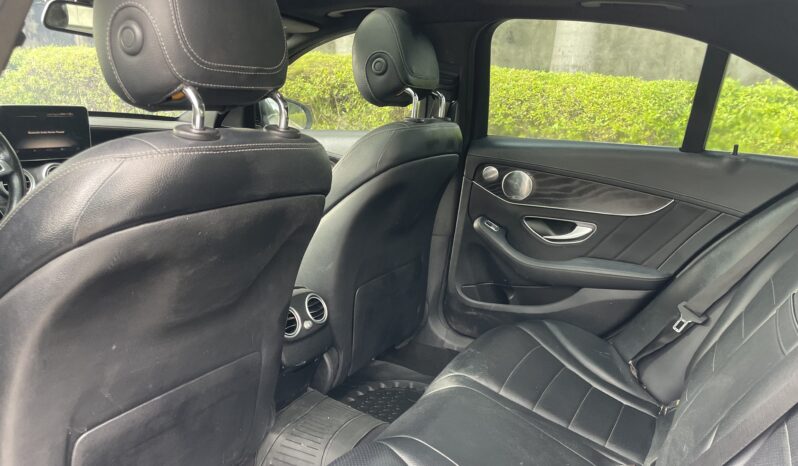
								2015 Mercedes-Benz C 300 full									