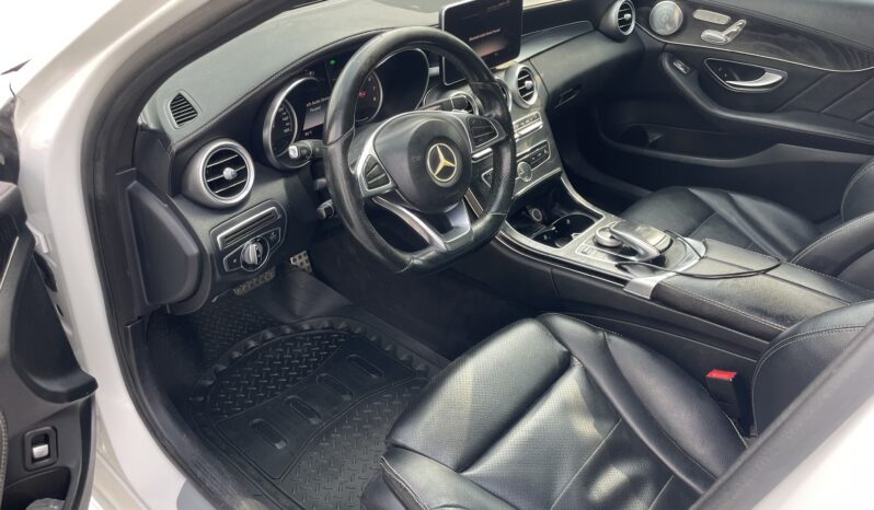 
								2015 Mercedes-Benz C 300 full									