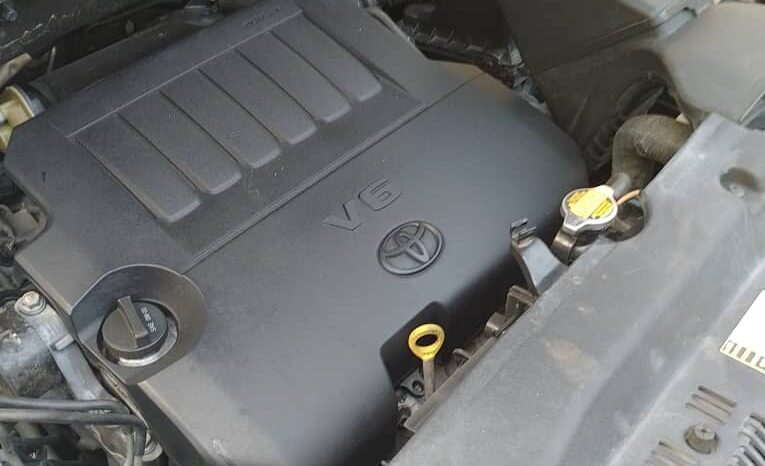 
								2016 Toyota Highlander full									