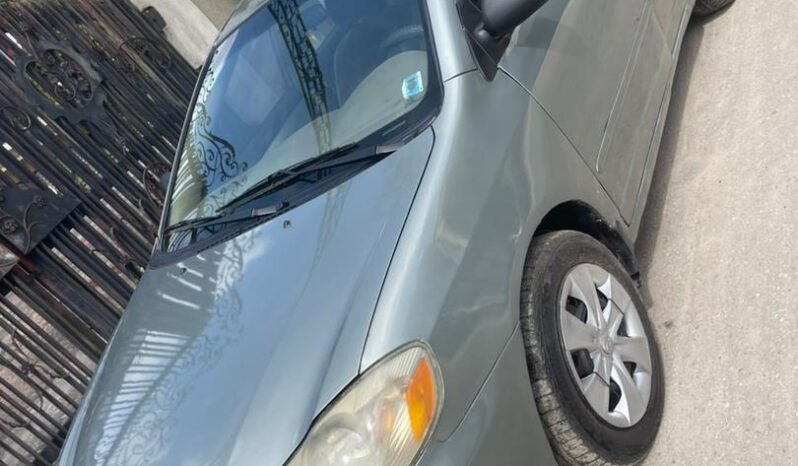 
								2004 Toyota Corolla full									