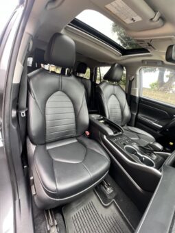 
										2021 Toyota Highlander full									