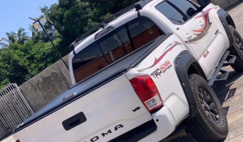 
								2023 Toyota Tacoma full									