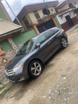 
										2010 Toyota Venza full									