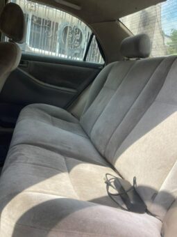 
										2004 Toyota Corolla full									