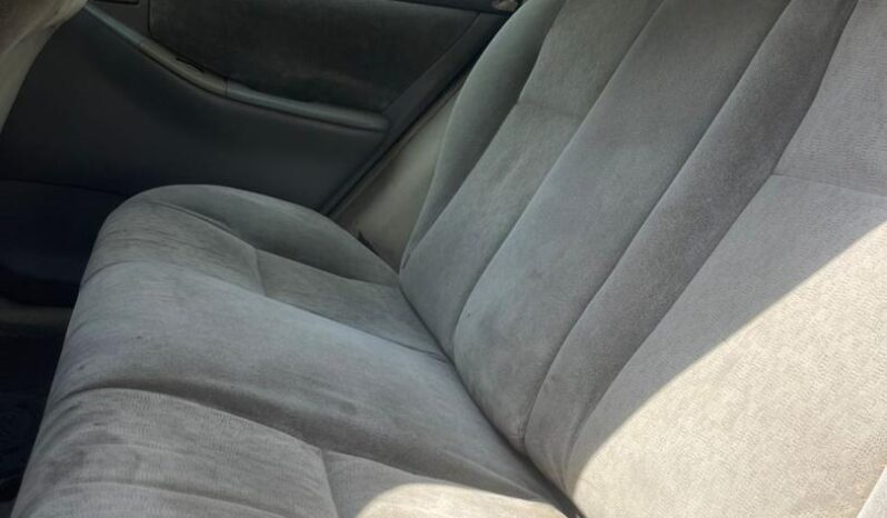 
								2004 Toyota Corolla full									