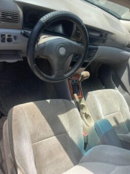 
										2004 Toyota Corolla full									