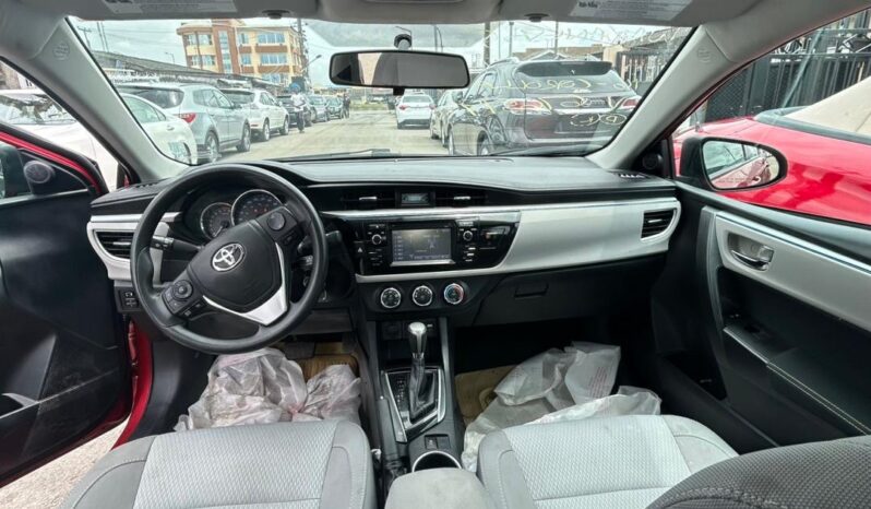 
								2016 Toyota Corolla full									
