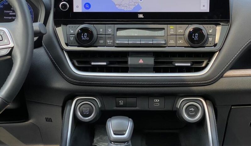 
								2024 Toyota Highlander full									