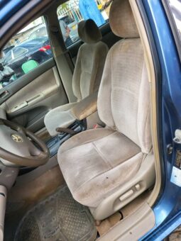
										2004 Toyota Camry full									