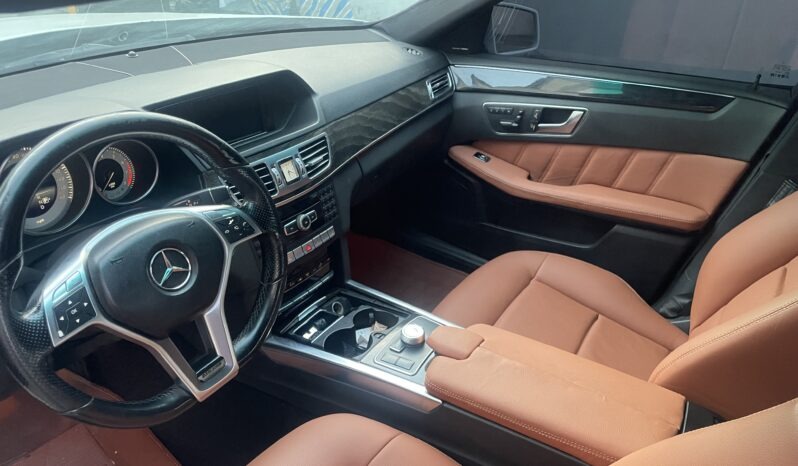 
								2012 Mercedes-Benz E 350 full									