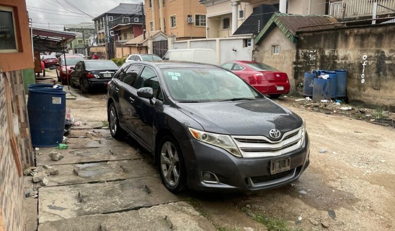 
								2010 Toyota Venza full									